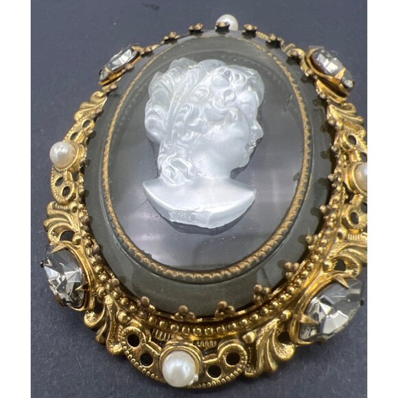 Vintage W Germany Cameo Brooch White on Black Art Glass Seed Pearls Rhinestones - Picture 9 of 11